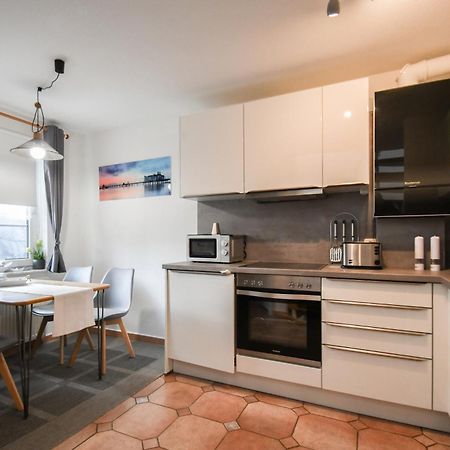 Ferienappartement Mit Seeblick Und Balkon Sellin  المظهر الخارجي الصورة